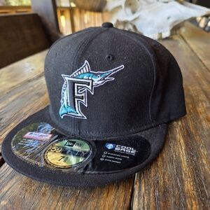 NWT New Era Florida Marlins F Logo Fitted Cap